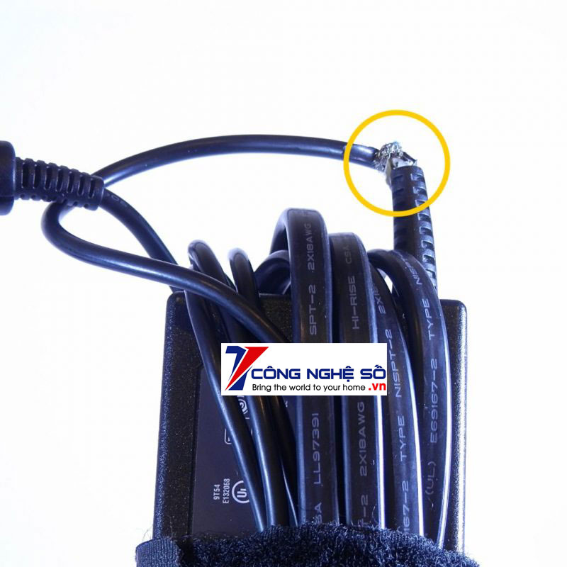 Nguyên nhân gây ra hỏng sạc laptop Nguyên nhân gây ra hỏng sạc laptop
