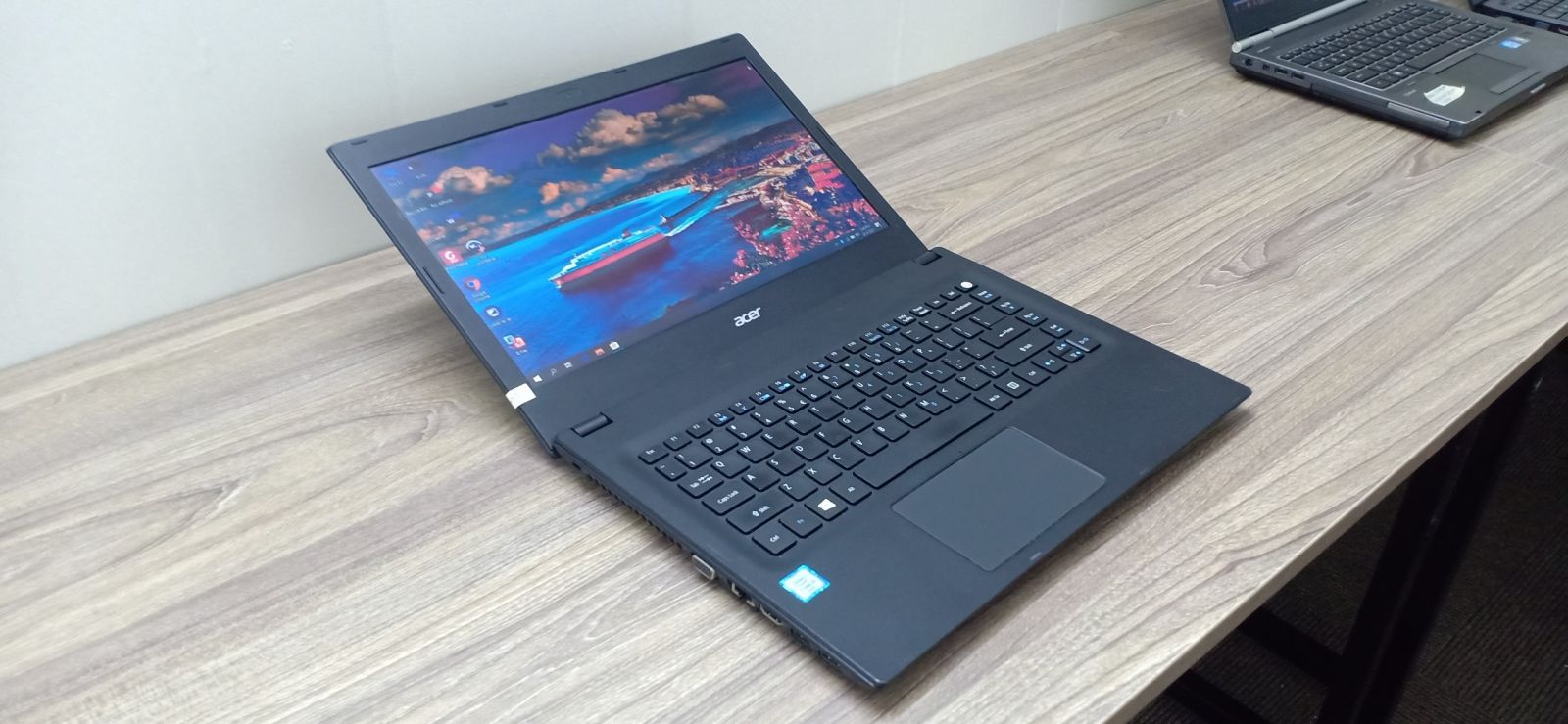 Acer TravelMate P248-M Acer TravelMate P248-M
