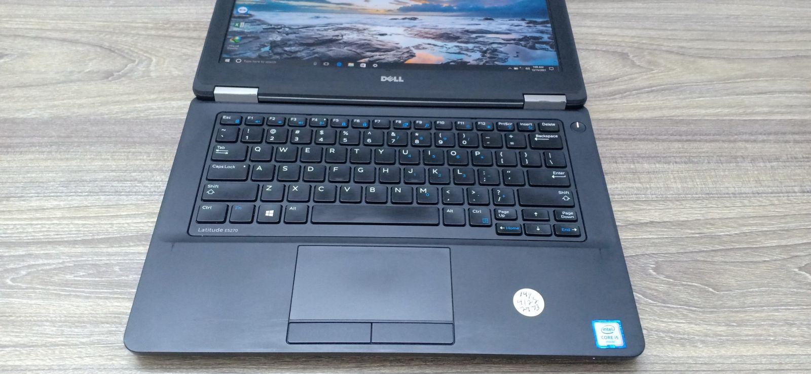 Dell Latitude E5270 Dell Latitude E5270