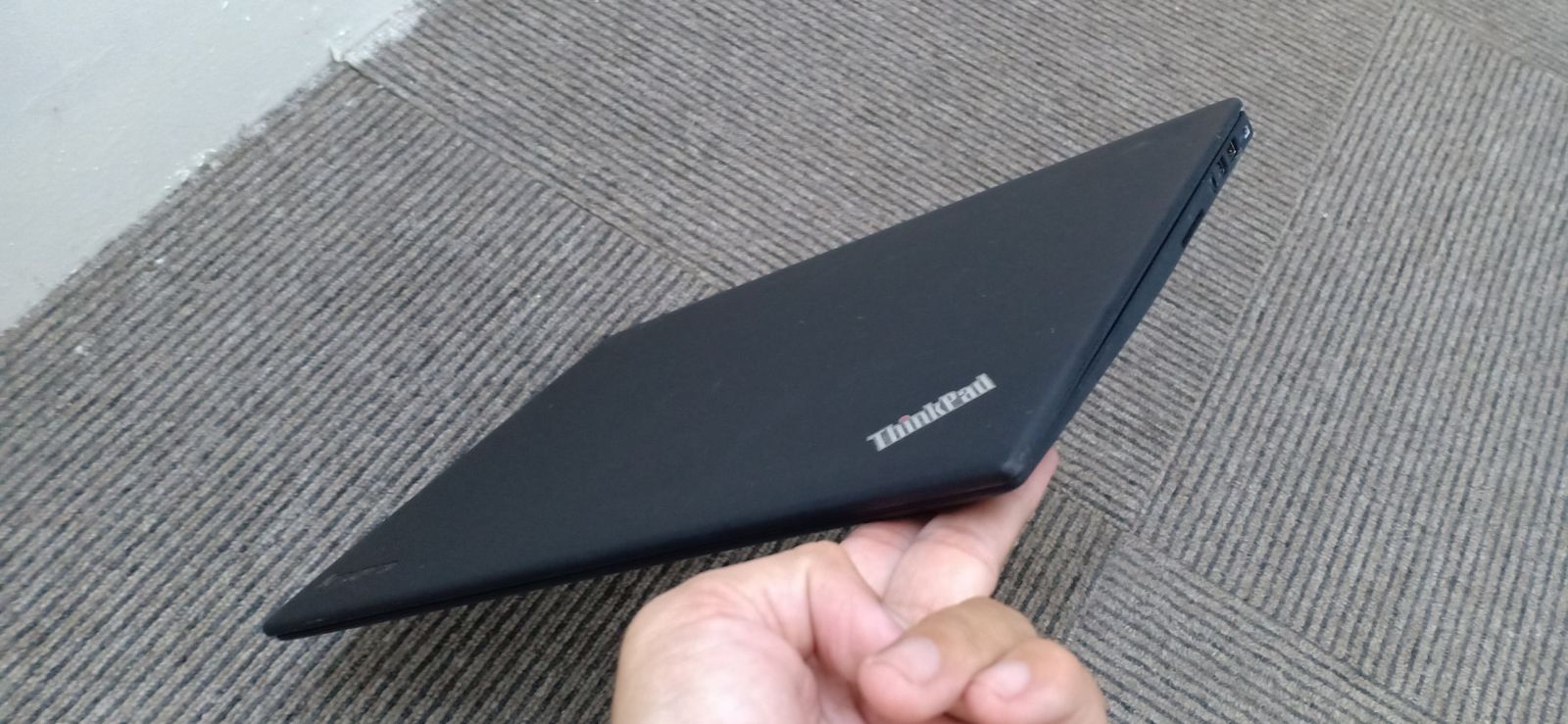 Lenovo ThinkPad X1 Lenovo ThinkPad X1 Carbon