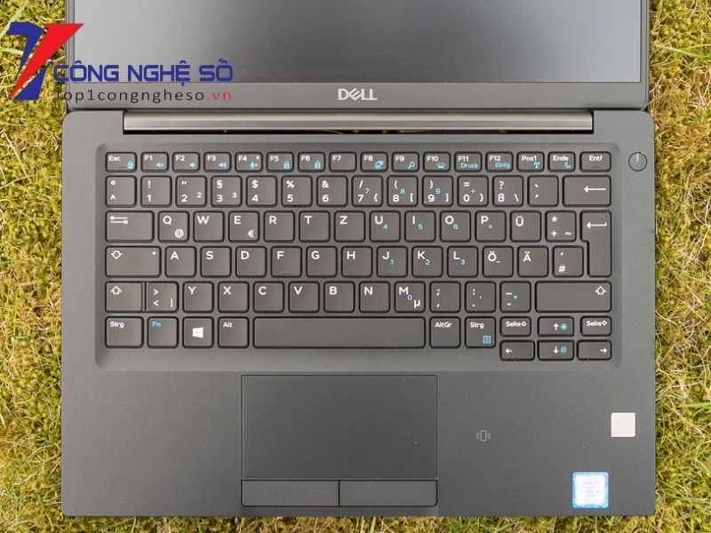 Laptop cũ Dell Latitude 7390 i7 8350U