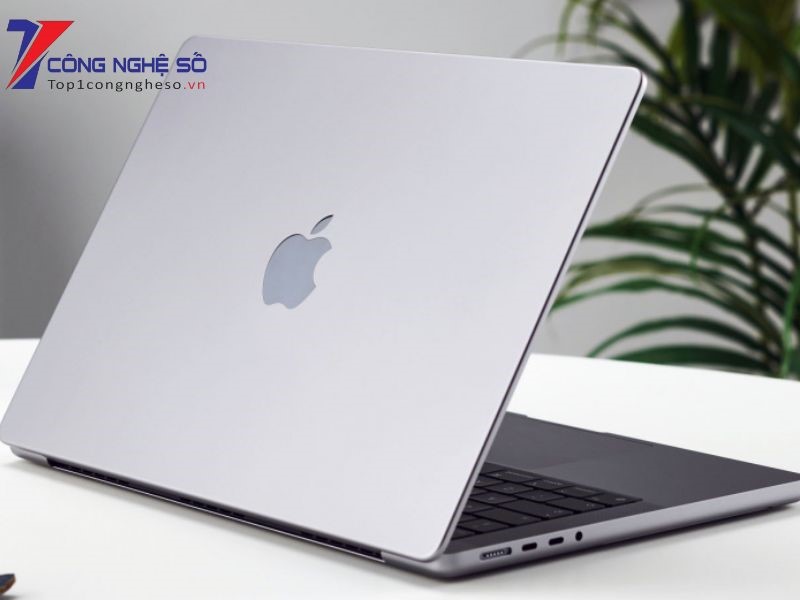 Macbook Pro 14 inch 2021