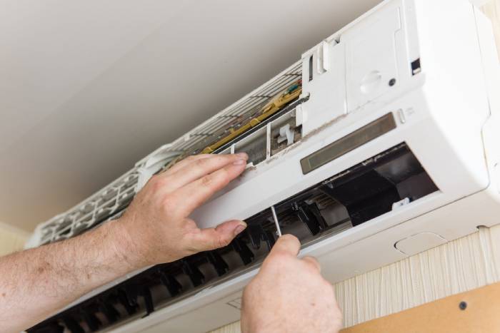 Ốc vít lỏng gây va đập Ốc vít lỏng gây va đập